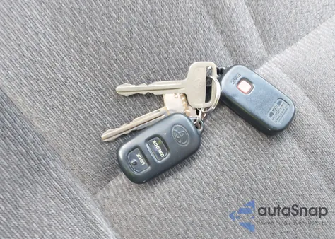 2000 Toyota Camry Le z USA, uszkodzony, nr VIN JT2BG22K0Y0383845